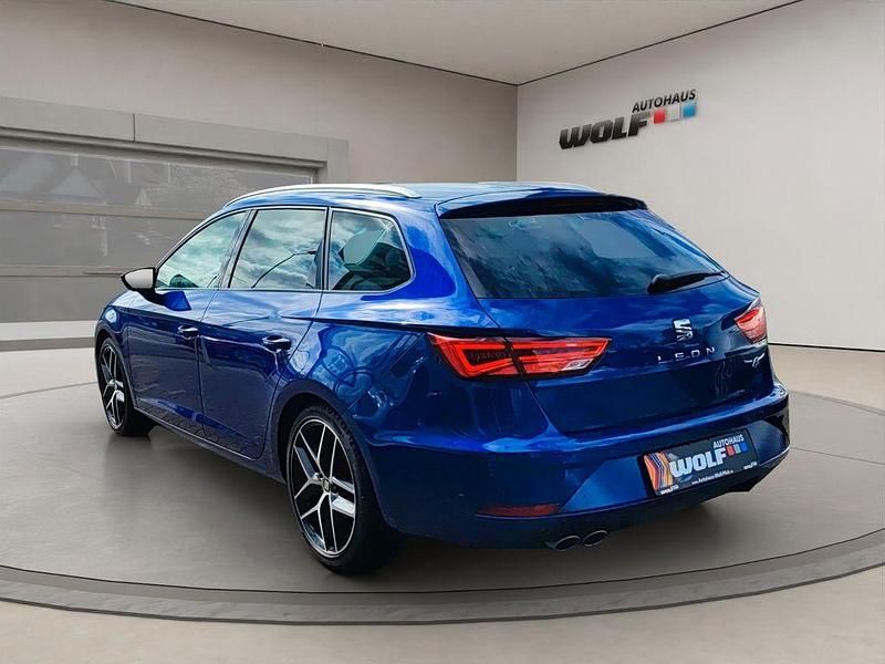 Gebraucht Seat Leon ST FR 190 PS (139 kW) 2019 "mystery" blau Kombi
