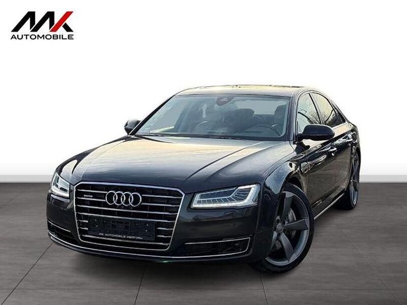 Grau Gebraucht 2015 Audi A8 Comfort Limousine | 35.480 € (Etwas zu teuer) - Bild 1/4