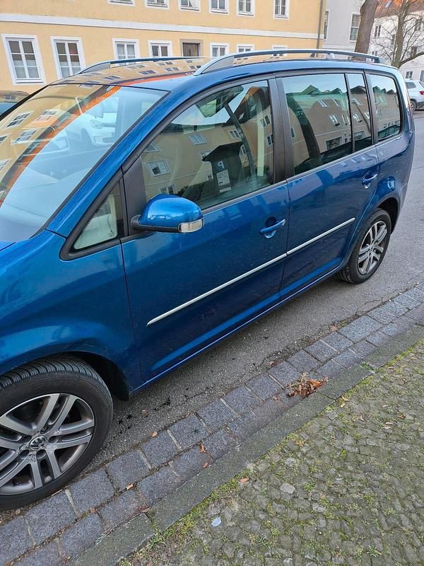 Blau Gebraucht 2007 VW Touran Van / Kleinbus | 4.200 € (Fairer Preis) - Bild 1/4