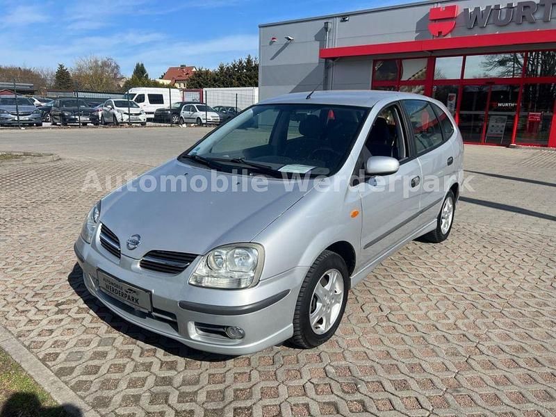 Gebraucht Nissan Almera Tino Acenta+ 116 PS (85 kW) 2005 Silber Van / Kleinbus