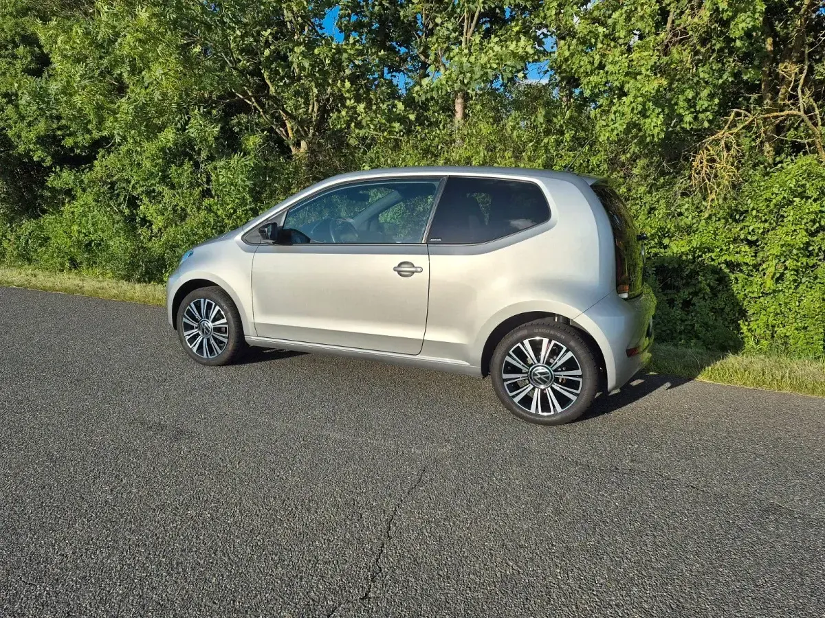 Gebraucht VW up! Active 65 PS (47 kW) 2022 Silber Kleinwagen