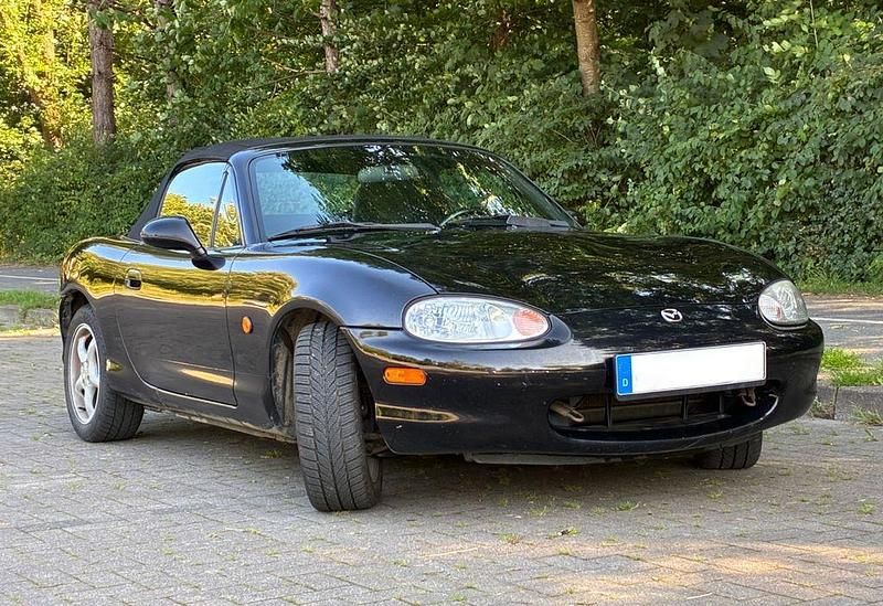 Gebraucht Mazda MX5 110 PS (80 kW) 1998 Schwarz Cabrio