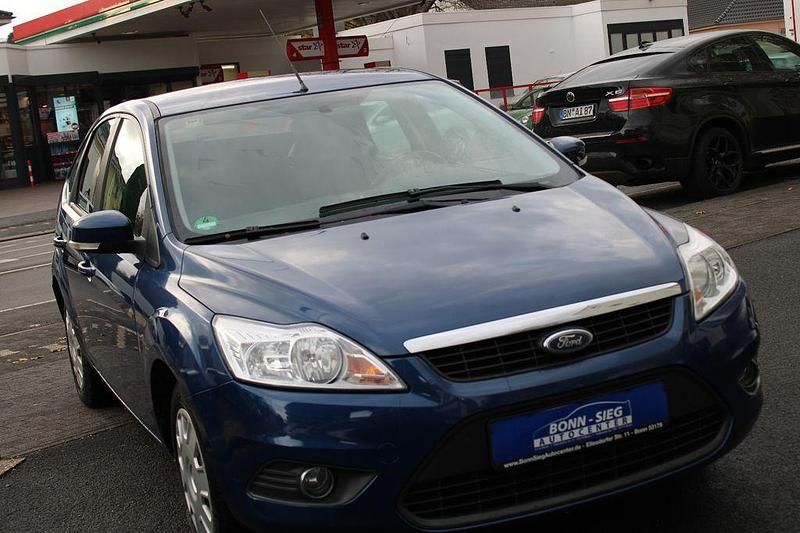 Gebraucht Ford Focus Style 101 PS (74 kW) 2010 Blau Limousine