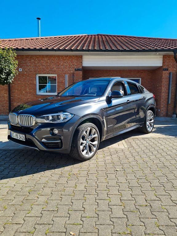 Grau Gebraucht 2018 BMW X6 Sport Line SUV | 32.499 € (Superpreis) - Bild 1/4
