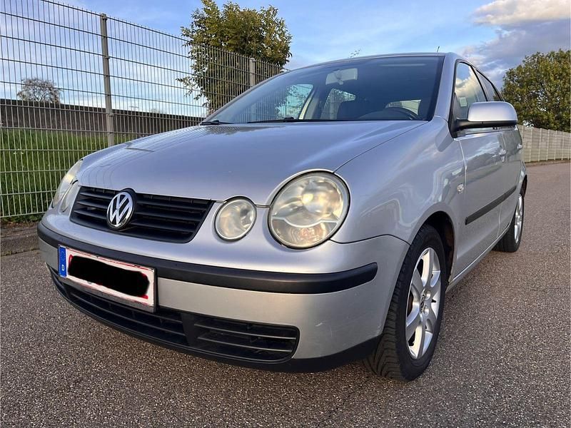 Silber Gebraucht 2004 VW Polo Comfortline Kleinwagen | 1.300 € (Fairer Preis) - Bild 1/4
