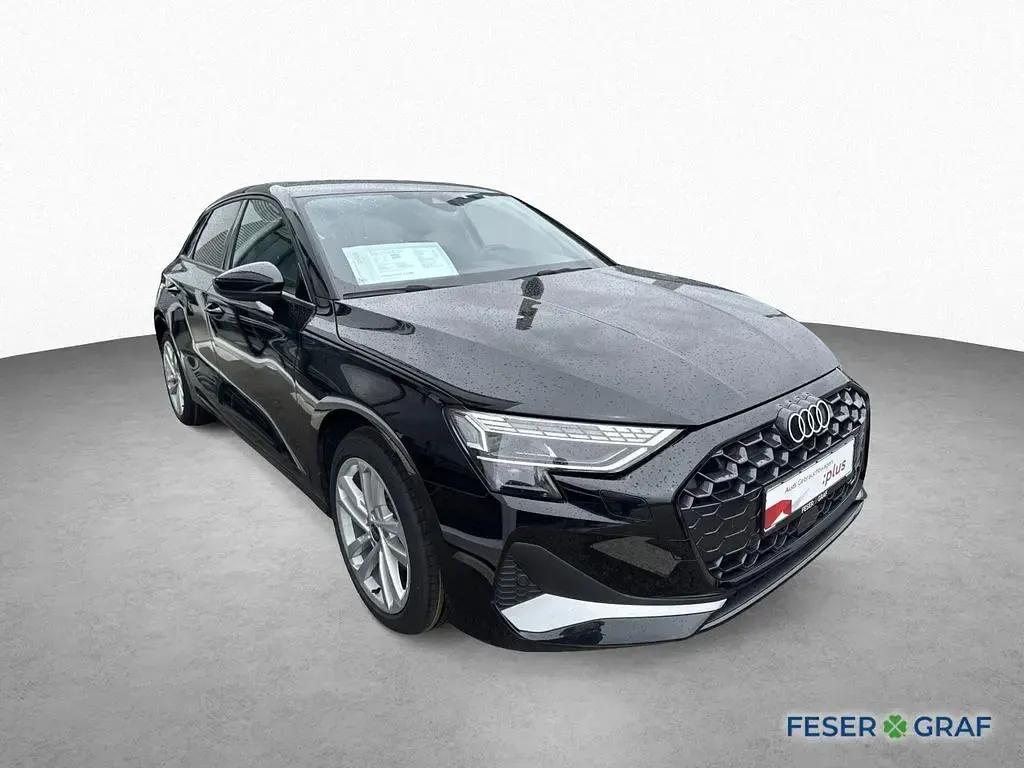 Gebraucht Audi A3 Advanced Plus 150 PS (110 kW) 2025 Mythosschwarz metallic Limousine