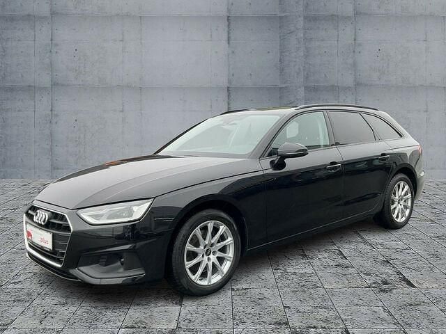 Gebraucht Audi A4 Advanced 150 PS (110 kW) 2022 Mythosschwarz metallic Kombi