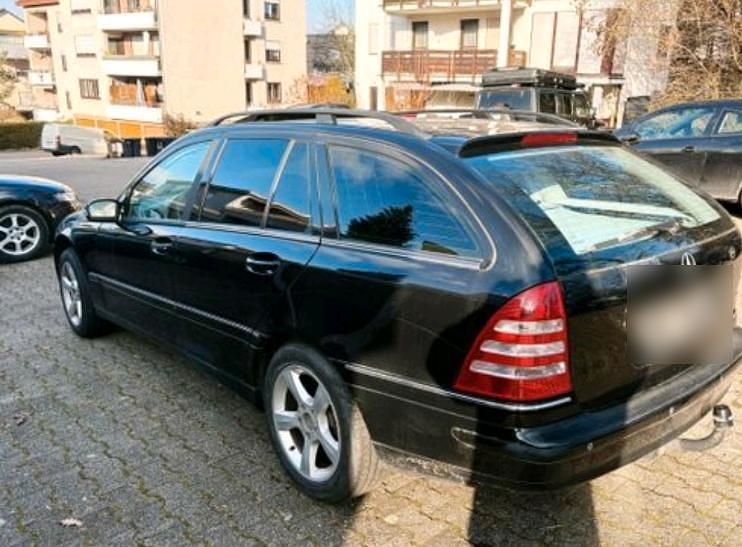 Gebraucht Mercedes C200 163 PS (119 kW) 2007 Schwarz Kombi