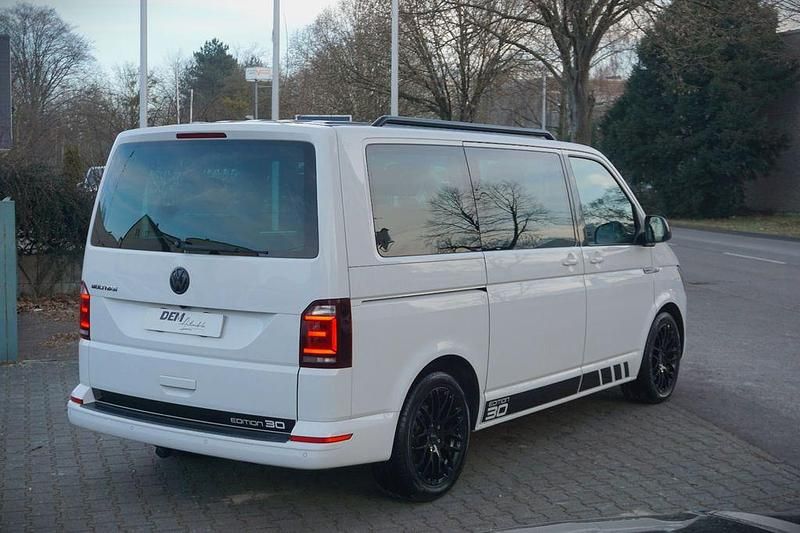 Usado VW Multivan Edition 204 HP (150 kW) 2016 Branco Monovolume