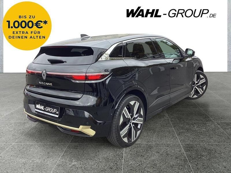 Gebraucht Renault Megane E-Tech Iconic 160 kW (218 PS) 2022 Black pearlschwarz metallic, Limousine