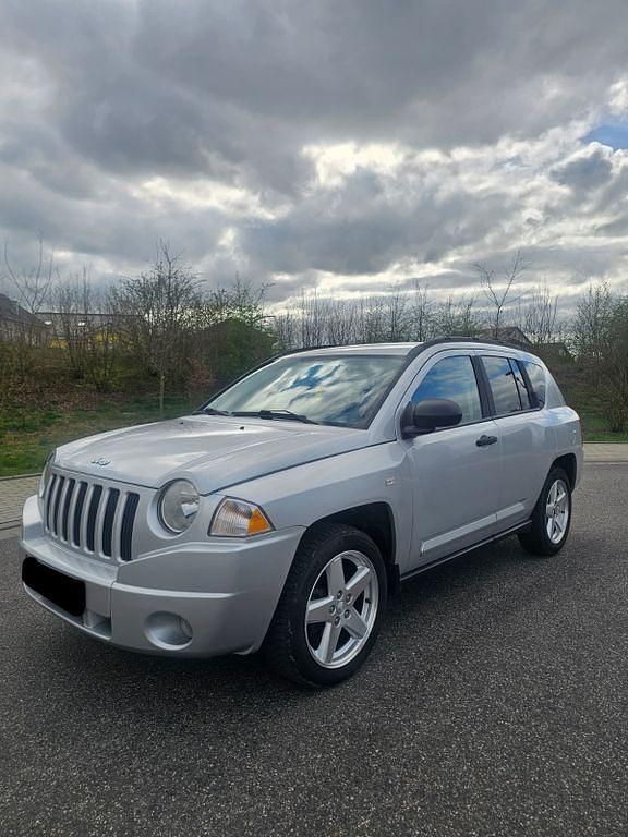 Gebraucht Jeep Compass Limited 163 PS (119 kW) 2010 SUV