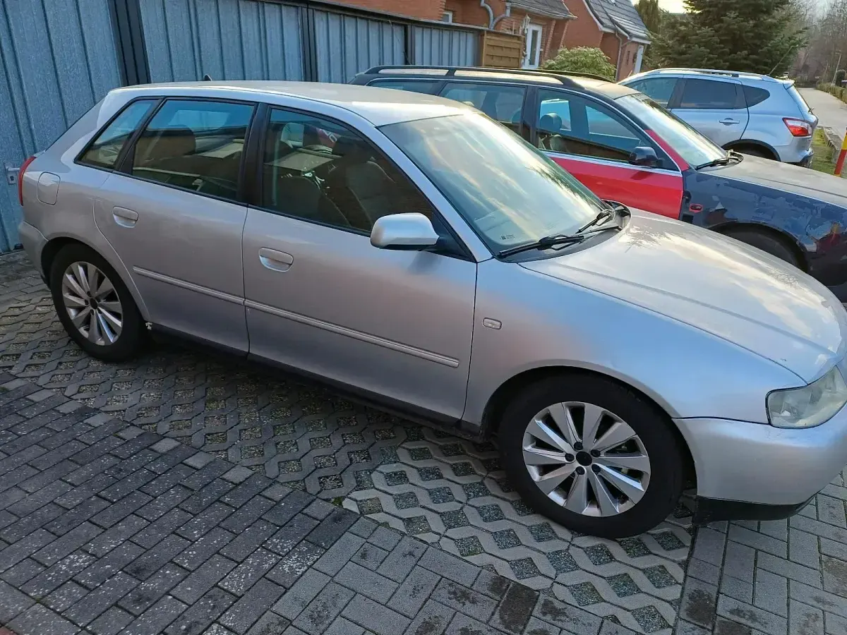 Occasion Audi A3 101 ch (74 kW) 2000 Argent Citadine