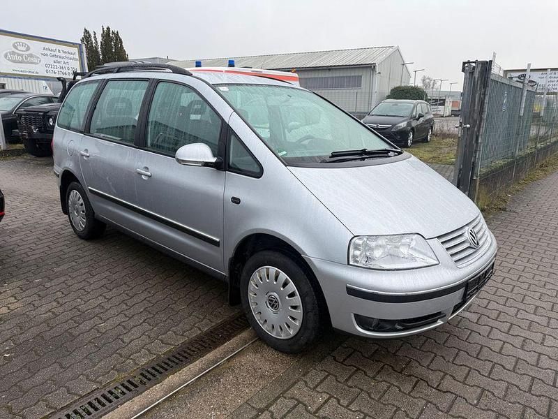 Gebraucht VW Sharan 140 PS (102 kW) 2009 Silber Van / Kleinbus