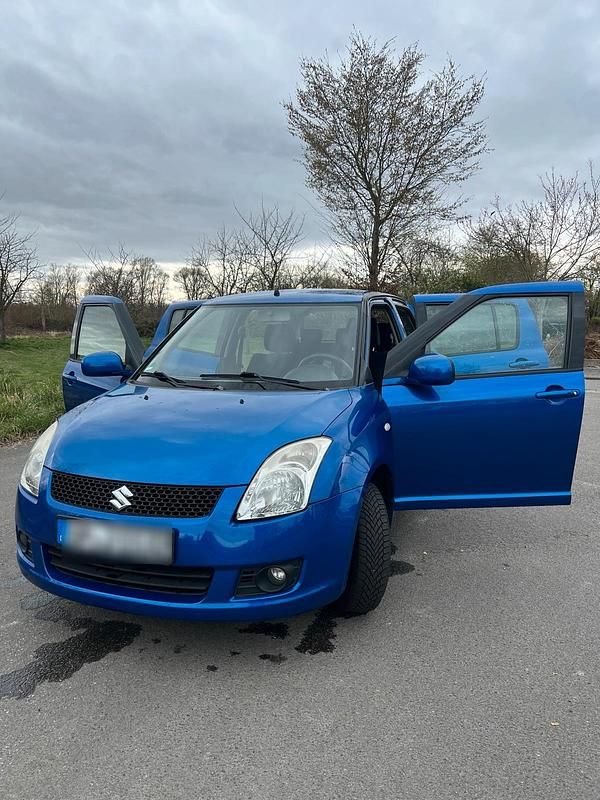 Gebraucht Suzuki Swift 92 PS (67 kW) 2008 Blau Kleinwagen