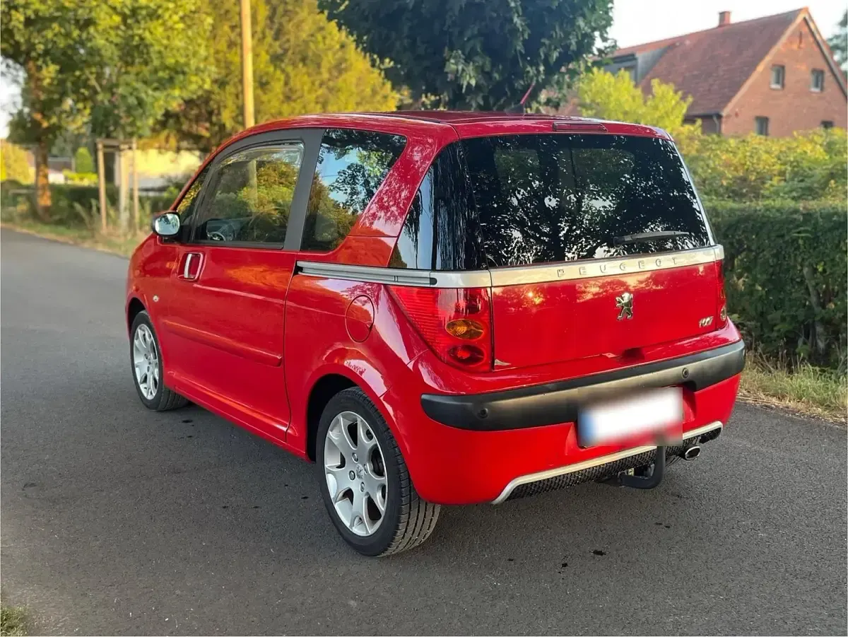 Gebraucht Peugeot 1007 108 PS (79 kW) 2008 Rot Van / Kleinbus