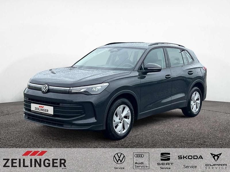 Grau Gebraucht 2024 VW Tiguan SUV | 28.945 € (Superpreis) - Bild 1/4