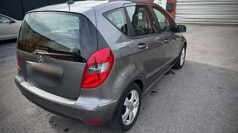 Usata Mercedes A170 Edition 109 CV (80 kW) 2008 Grigio Utilitaria