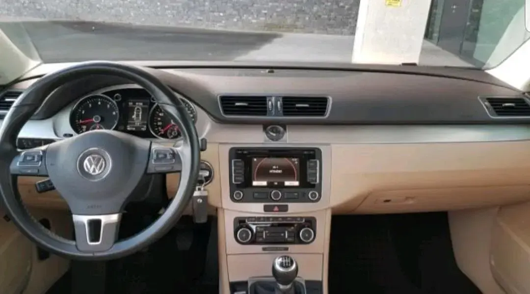 Gebraucht VW Passat 160 PS (117 kW) 2011 Silber Limousine
