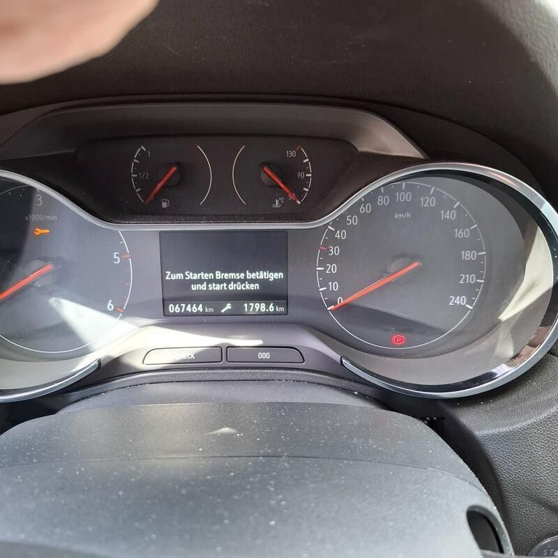 Grau Gebraucht 2019 Opel Grandland X SUV | 19.750 € (Fairer Preis) - Bild 1/3