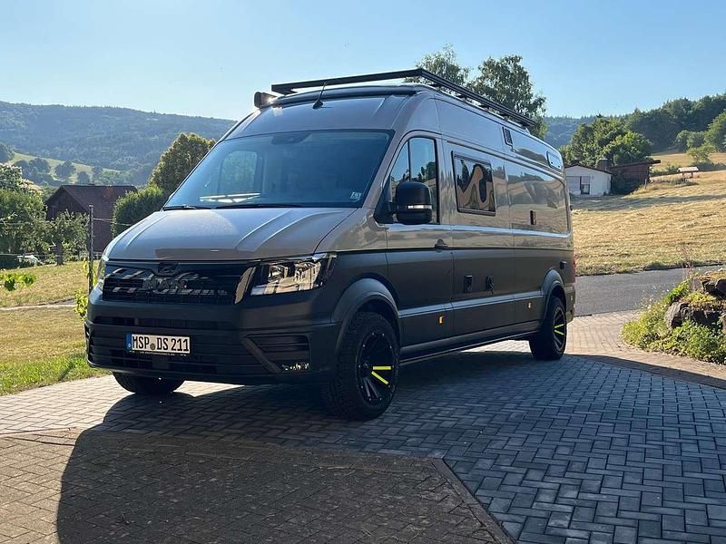 Grau Gebraucht 2023 MAN TGE Van | 110.000 € - Bild 1/4