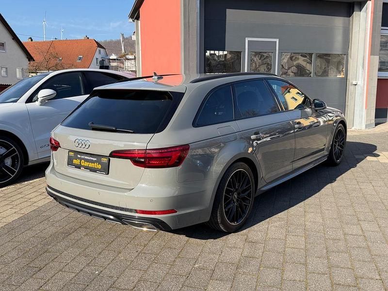 Gebraucht Audi A4 S-Line 150 PS (110 kW) 2019 Quantumgrau Kombi