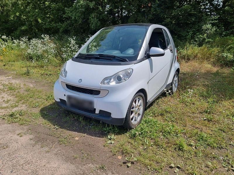 Gebraucht Smart ForTwo Coupé 71 PS (52 kW) 2010 Weiß Coupé