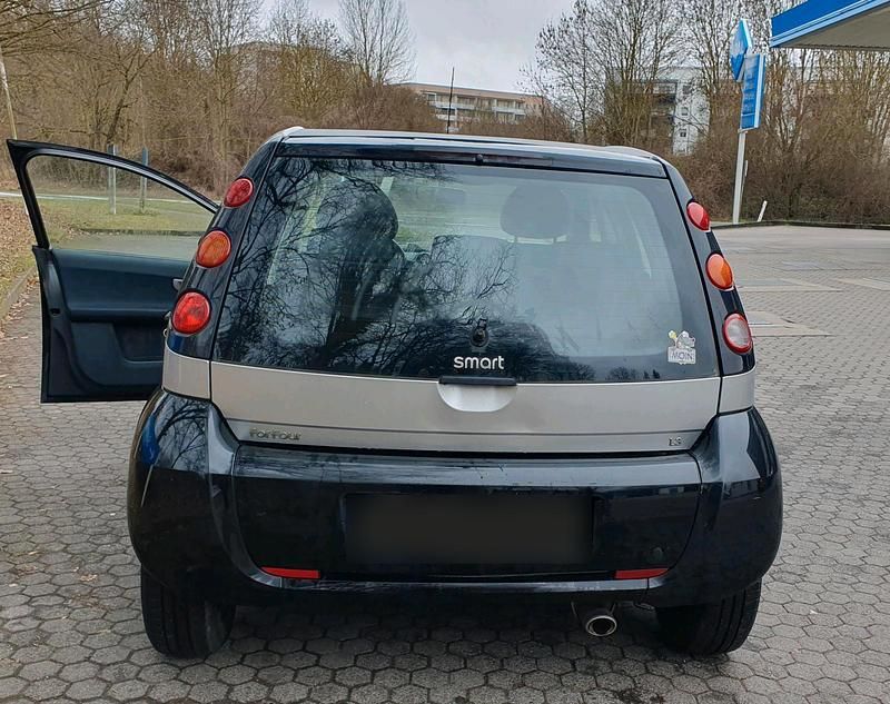 Gebraucht Smart ForFour 90 PS (66 kW) 2006 Schwarz Kleinwagen