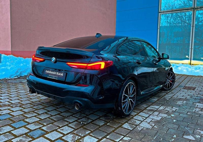 Gebraucht BMW 220 M Sport 178 PS (130 kW) 2024 Schwarz Limousine