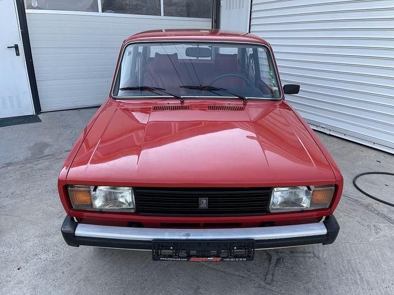Gebraucht Lada 2105 68 PS (50 kW) 1984 Rot Limousine