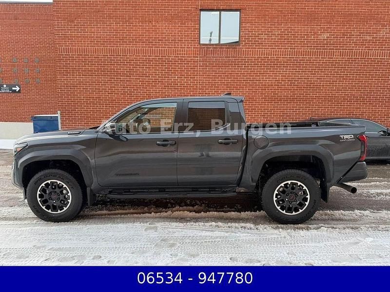 Neu Toyota Tacoma 326 PS (239 kW) 2026 Grau Pickup