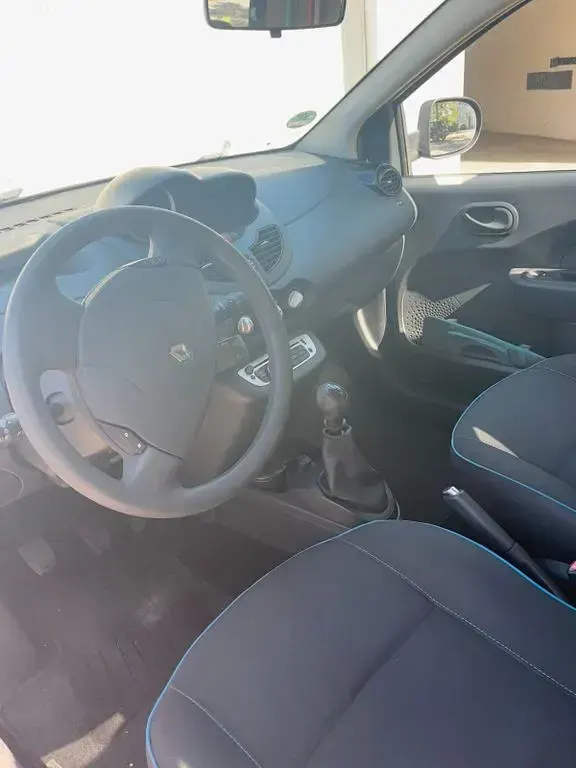 Gebraucht Renault Twingo Liberty 75 PS (55 kW) 2013 Violet Kleinwagen