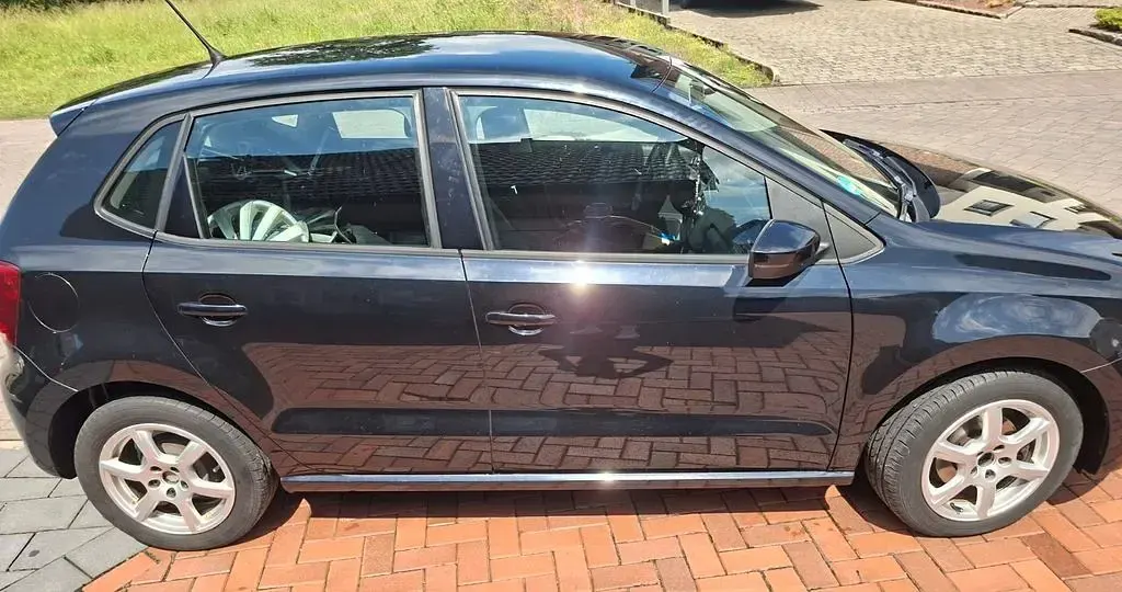 Gebraucht VW Polo 86 PS (63 kW) 2011 Schwarz Kleinwagen