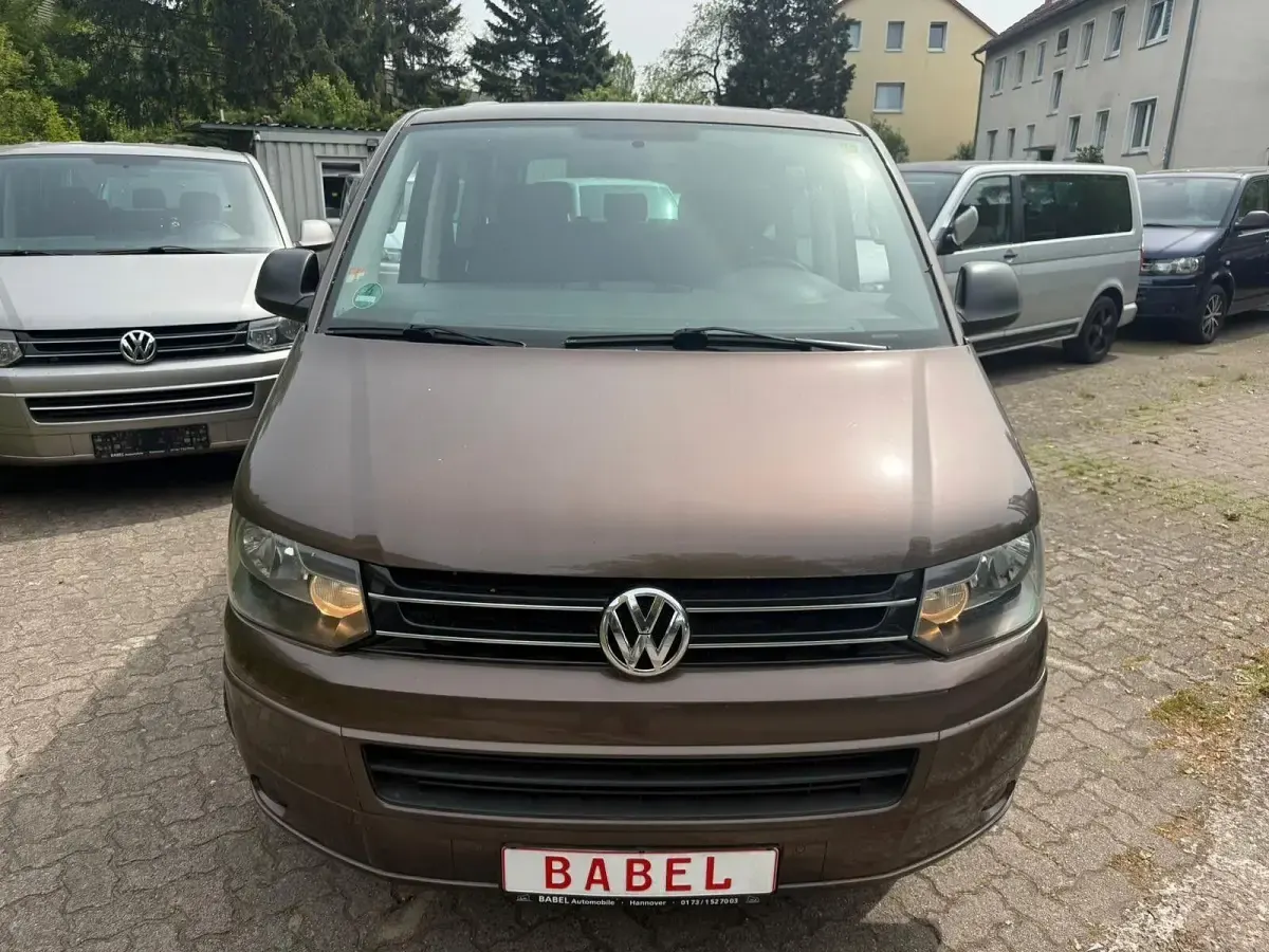 Używany VW T5 140 KM (102 kW) 2011 Brązowy Van