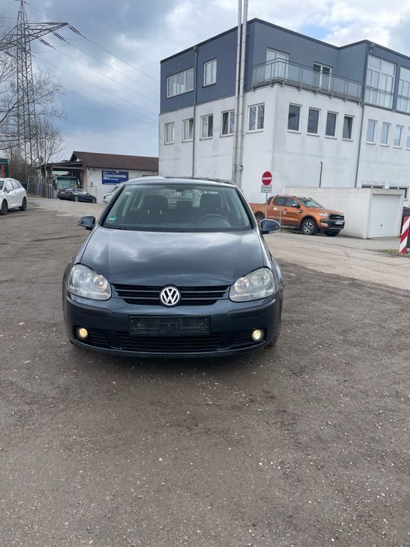 Gebraucht 2005 VW Golf IV Comfortline Limousine | 1.399 € (Guter Preis) - Bild 1/4