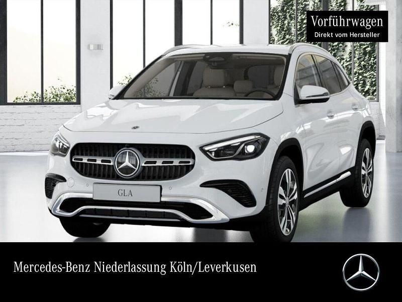 Weiß Gebraucht 2025 Mercedes GLA200 Progressive SUV | 42.890 € (Teuer) - Bild 1/4