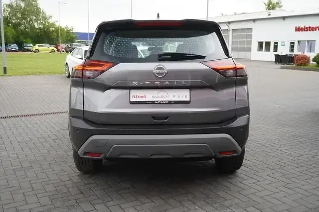 Neu Nissan X-Trail Acenta 163 PS (119 kW) 2026 Grau SUV