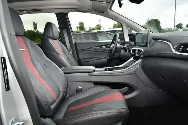 Gebraucht Maxus EG50 130 kW (177 PS) 2024 Silber Van / Kleinbus