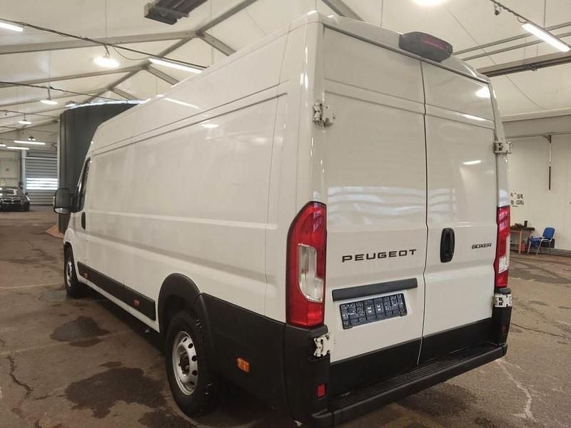 Gebraucht Peugeot Boxer 179 PS (131 kW) 2024 Weiß Van
