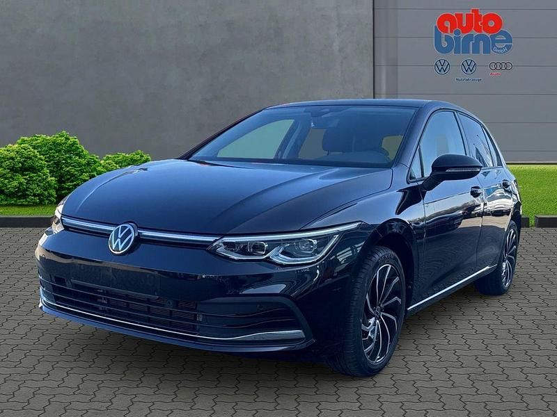 Gebraucht VW Golf VIII Move 131 PS (96 kW) 2023 Schwarz Limousine