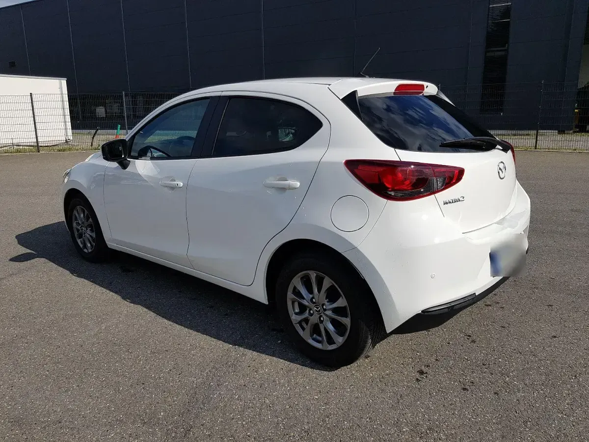 Gebraucht Mazda 2 Exclusive 90 PS (66 kW) 2021 Weiß Kleinwagen