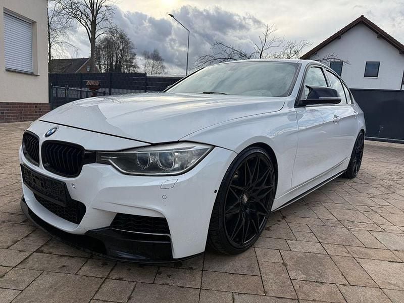 Weiß Gebraucht 2012 BMW 328 M Sport Limousine | 14.500 € (Guter Preis) - Bild 1/4