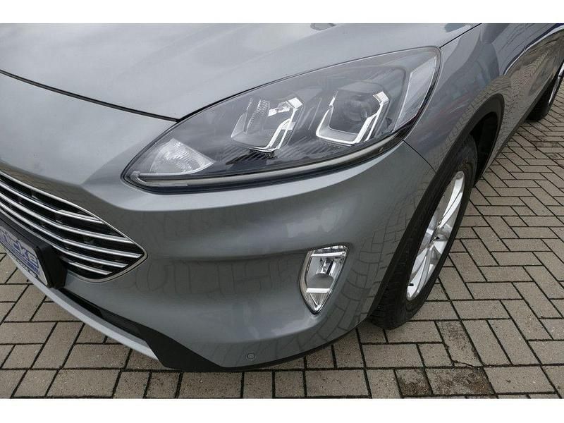 Gebraucht Ford Kuga Titanium 120 PS (88 kW) 2022 Silber SUV