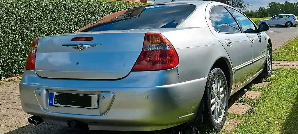 Używany Chrysler 300M 256 KM (188 kW) 2000 Srebrny Sedan/Limuzyna