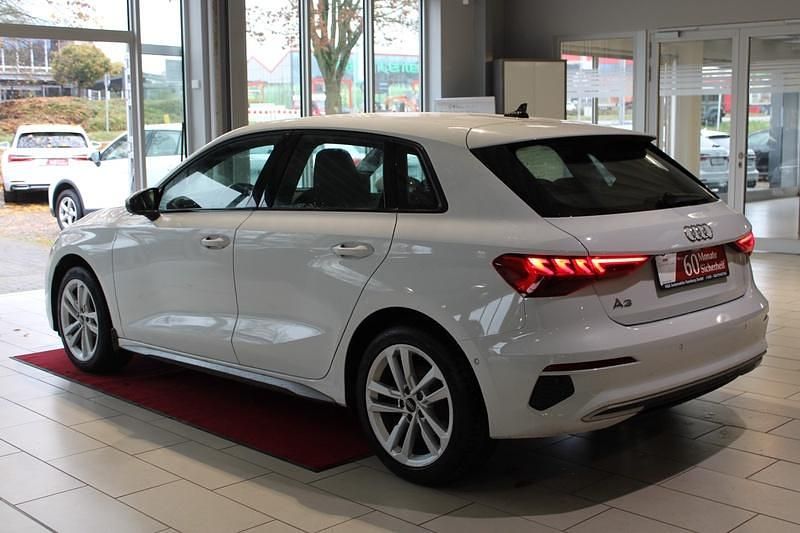 Gebraucht Audi A3 Sport 150 PS (110 kW) 2023 Weiss Kombi