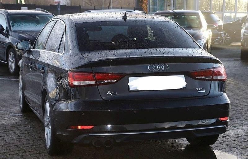 Gebraucht Audi A3 Sport 150 PS (110 kW) 2017 Schwarz Limousine