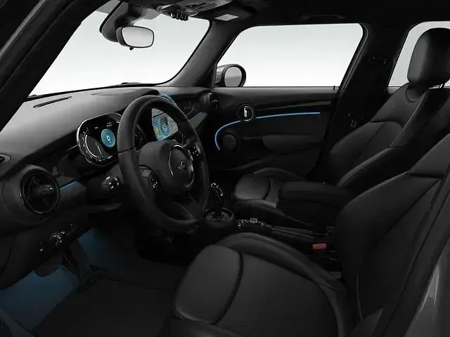 Gebraucht Mini Cooper Classic 136 PS (100 kW) 2022 Grau Kleinwagen