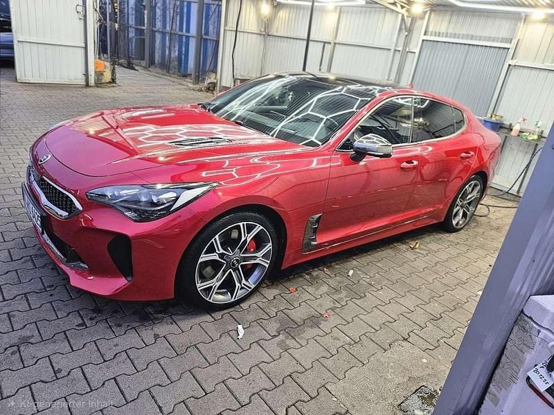 Gebraucht Kia Stinger GT 370 PS (272 kW) 2019 Rot Kleinwagen