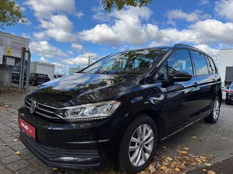 Gebraucht VW Touran Comfortline 116 PS (85 kW) 2017 Schwarz Van / Kleinbus