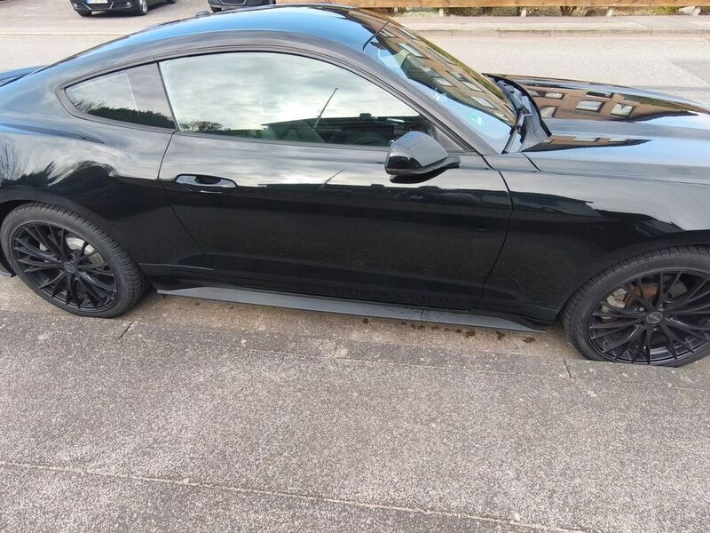 Schwarz Gebraucht 2016 Ford Mustang Coupé | 20.000 € (Superpreis) - Bild 1/4