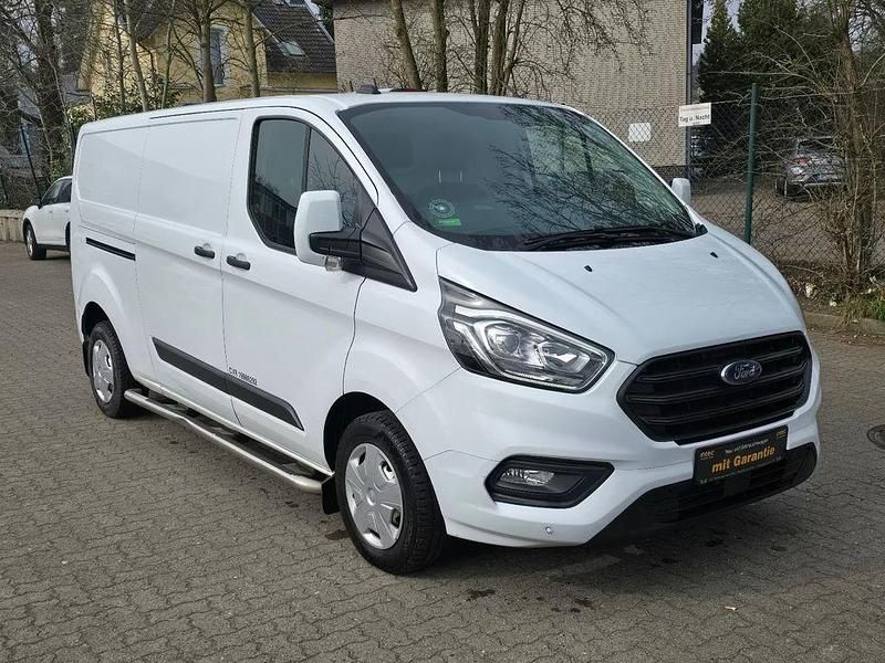 Gebraucht Ford Transit Custom 131 PS (96 kW) 2021 Weiß Van / Kleinbus